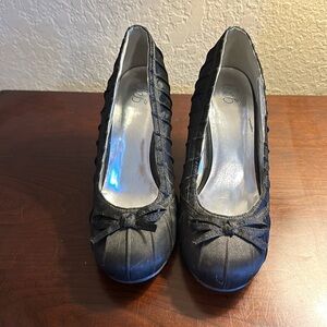 Deb 3 inch pinup heels black size 10